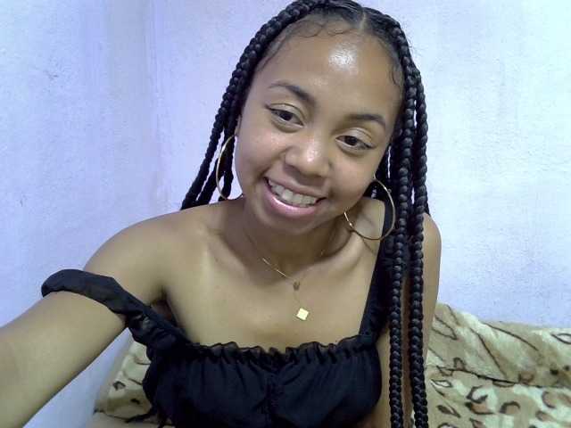 Oceane1 live cam on BongaCams