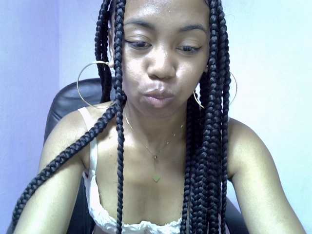 Oceane1 live cam on BongaCams