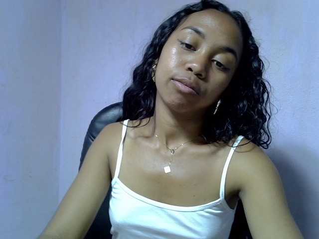 Oceane1 live cam on BongaCams