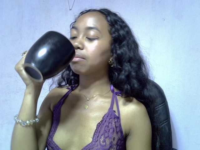 Oceane1 live cam on BongaCams