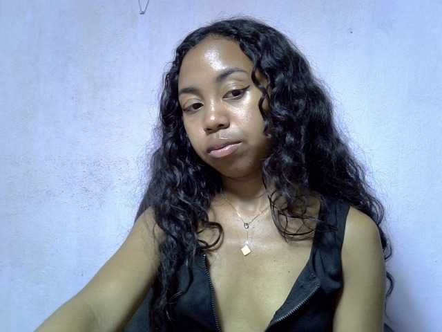 Oceane1 live cam on BongaCams