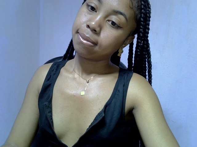 Oceane1 live cam on BongaCams