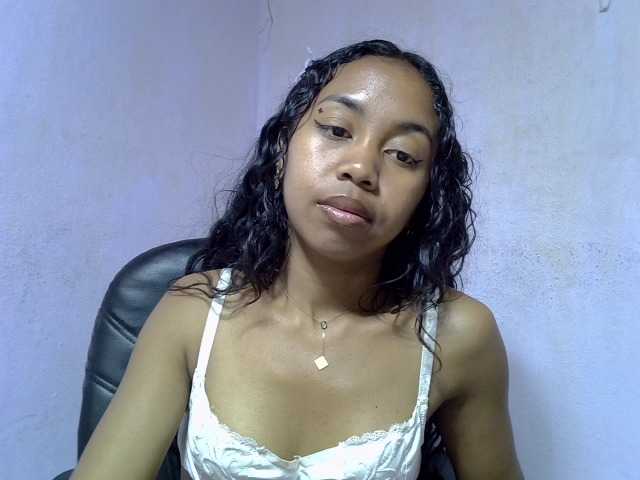Oceane1, en vivo ahora en BongaCams