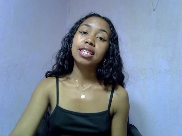Oceane1 live cam on BongaCams