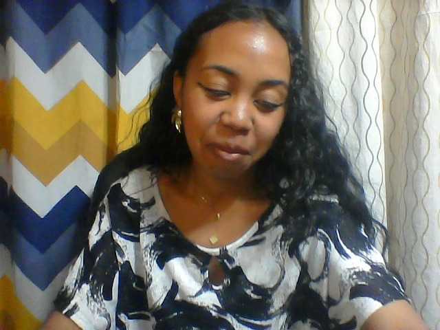 Oceane1 live cam on BongaCams