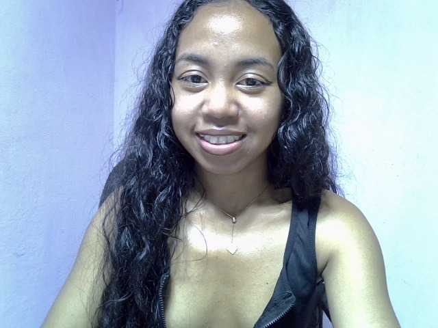 Oceane1 live cam on BongaCams