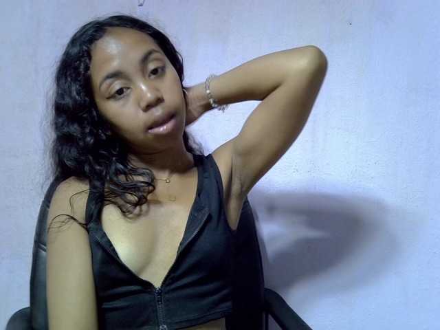 Oceane1 live cam on BongaCams
