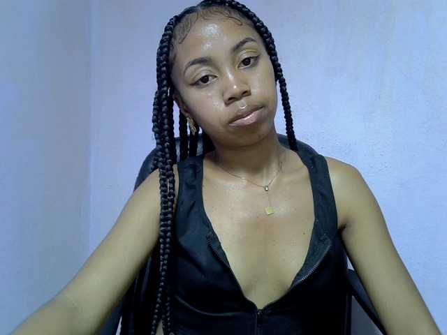 Oceane1 live cam on BongaCams