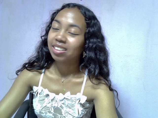 Oceane1 live cam on BongaCams
