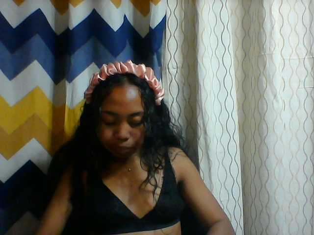 Oceane1 live cam on BongaCams