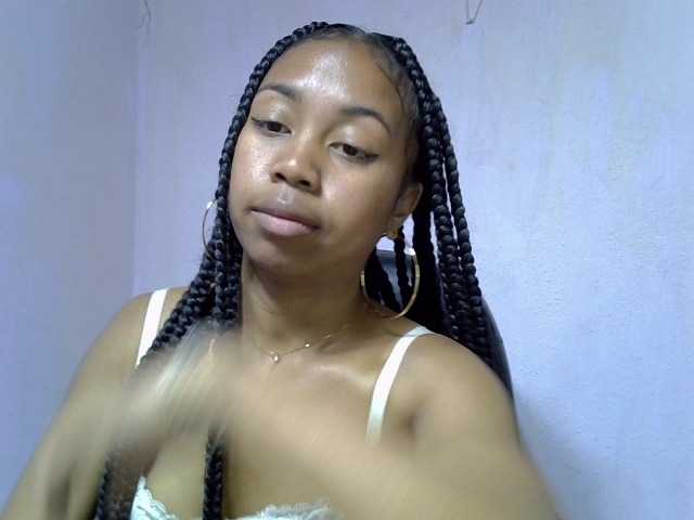 Oceane1 live cam on BongaCams