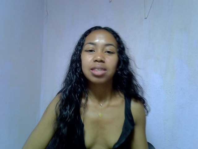 Oceane1 live cam on BongaCams