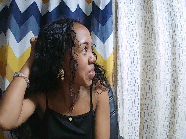 Oceane1 live cam on BongaCams