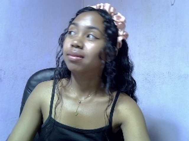 Oceane1 live cam on BongaCams