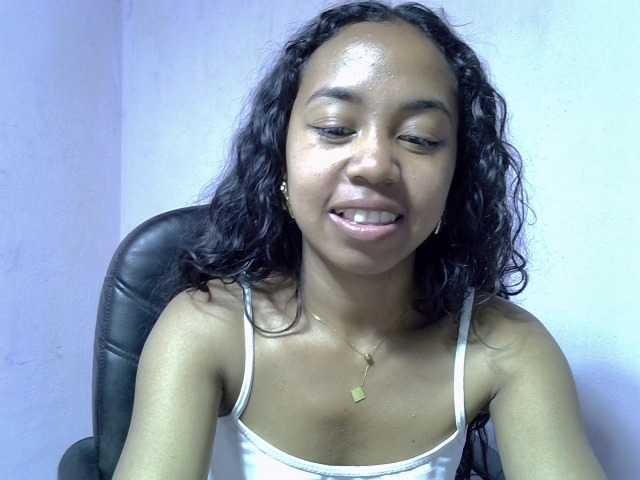 Oceane1 live cam on BongaCams