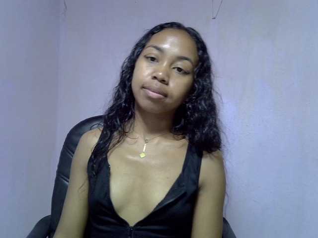 Oceane1 live cam on BongaCams
