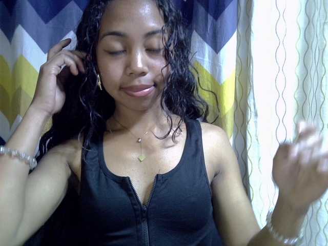 Oceane1 live cam on BongaCams