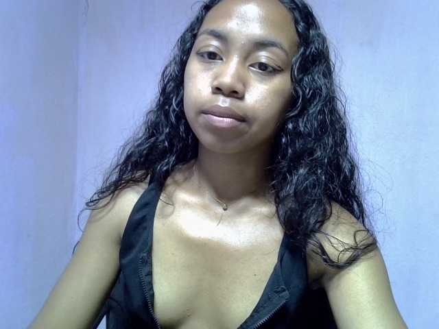 Oceane1 live cam on BongaCams