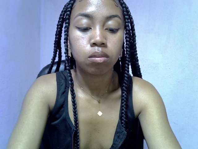 Oceane1 live cam on BongaCams