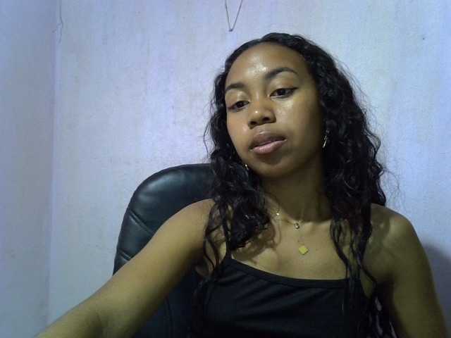 Oceane1 live cam on BongaCams