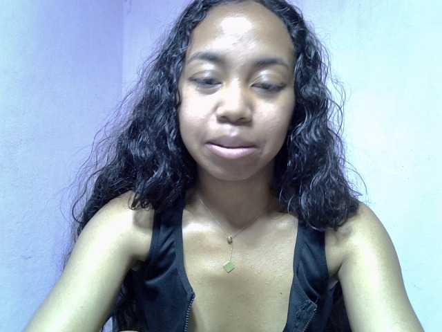 Oceane1 live cam on BongaCams