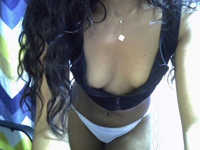 Oceane1 live cam on BongaCams