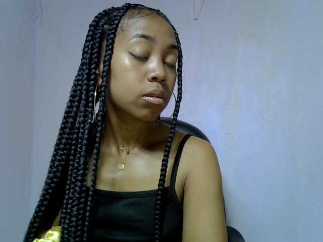 Oceane1 live cam on BongaCams
