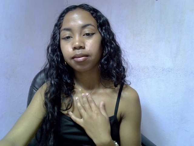 Oceane1 live cam on BongaCams