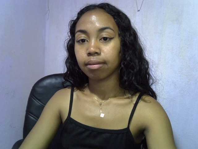 Oceane1 live cam on BongaCams