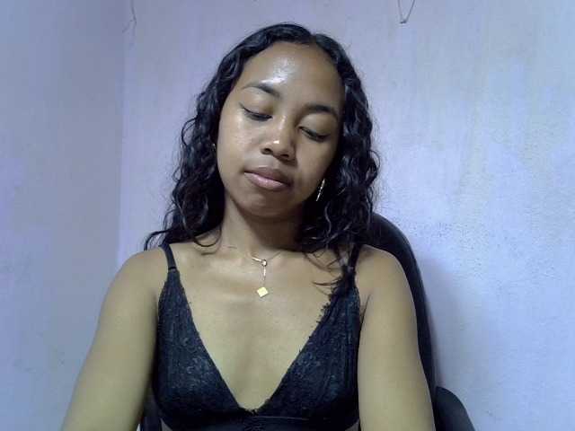 Oceane1 live cam on BongaCams