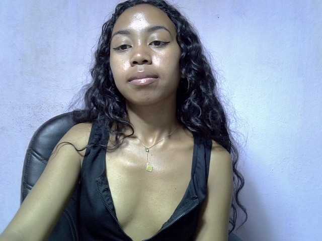 Oceane1 live cam on BongaCams
