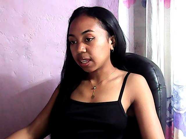 Oceane1 live cam on BongaCams
