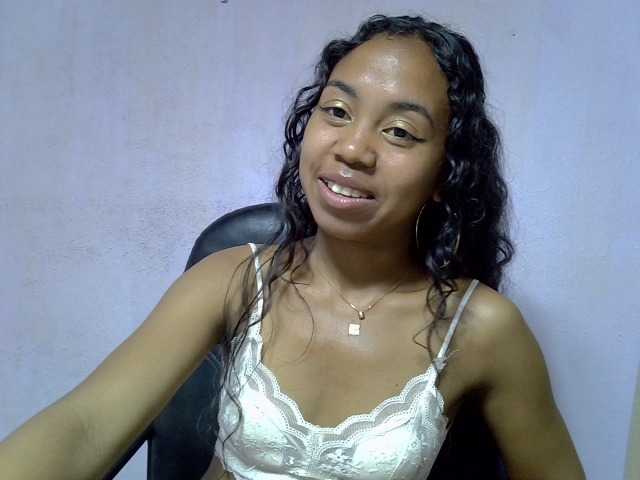 Oceane1 live cam on BongaCams