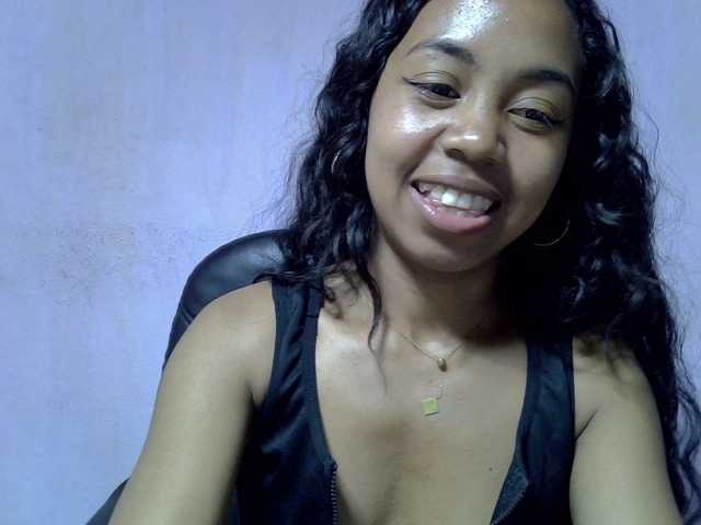 Oceane1 live cam on BongaCams