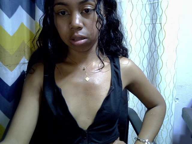 Oceane1 live cam on BongaCams