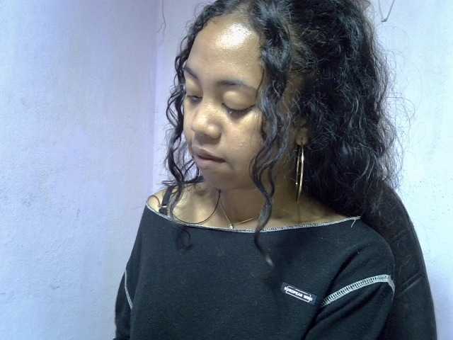 Oceane1 live cam on BongaCams
