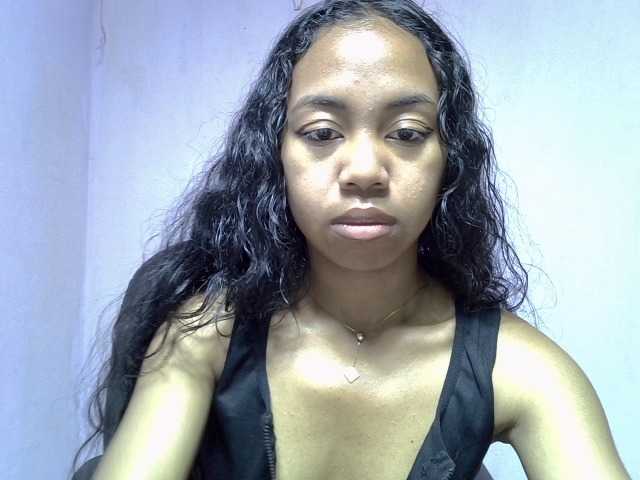 Oceane1 live cam on BongaCams