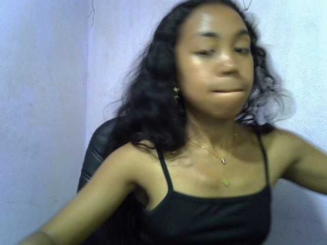 Oceane1 live cam on BongaCams