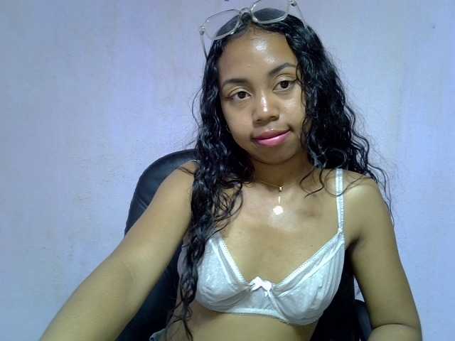 Oceane1 live cam on BongaCams