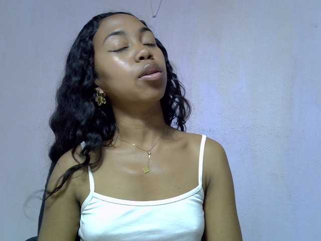 Oceane1 live cam on BongaCams