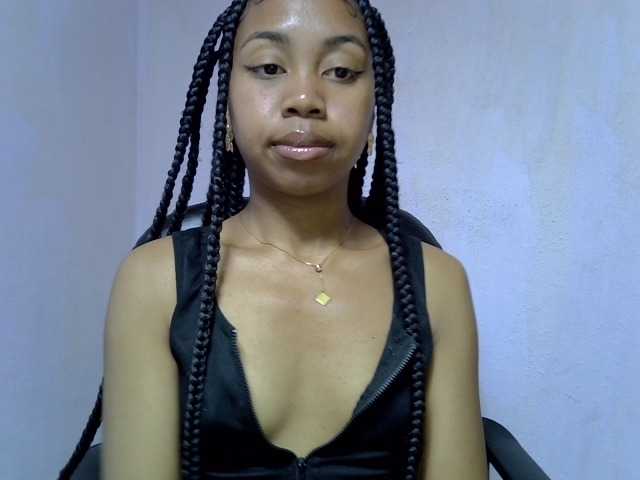 Oceane1 live cam on BongaCams