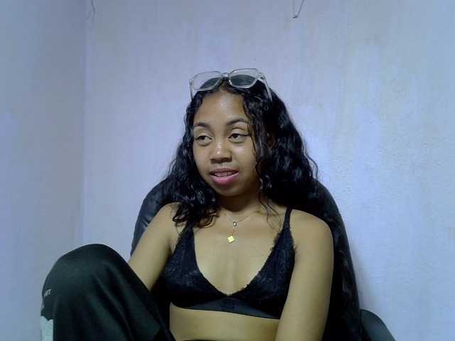 Oceane1 live cam on BongaCams