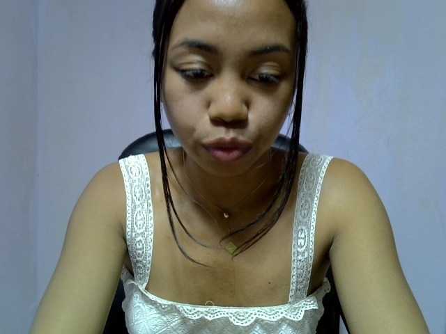 Oceane1 live cam on BongaCams