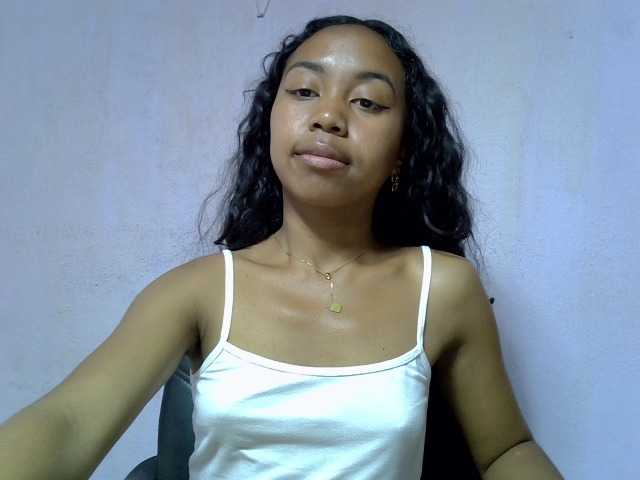 Oceane1 live cam on BongaCams