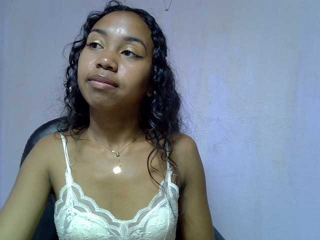 Oceane1 live cam on BongaCams