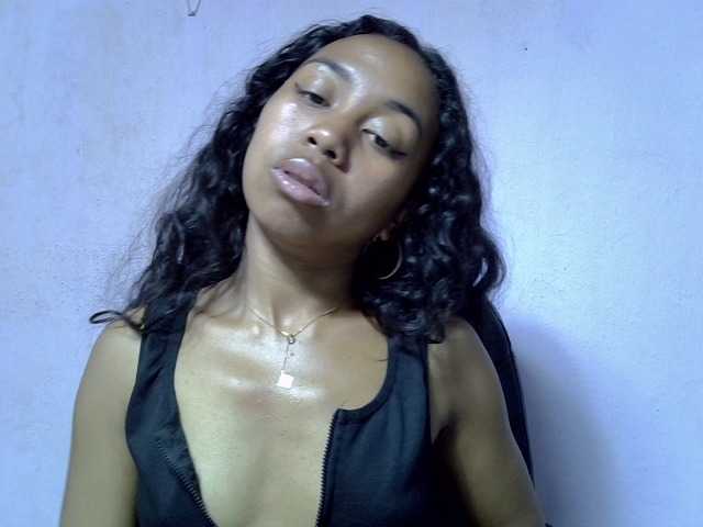 Oceane1 live cam on BongaCams