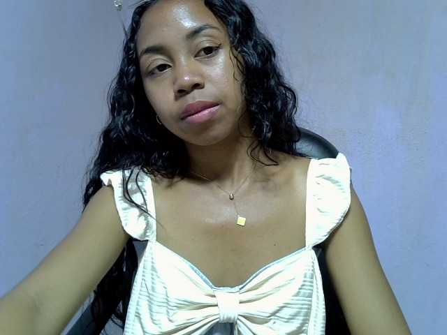 Oceane1 live cam on BongaCams