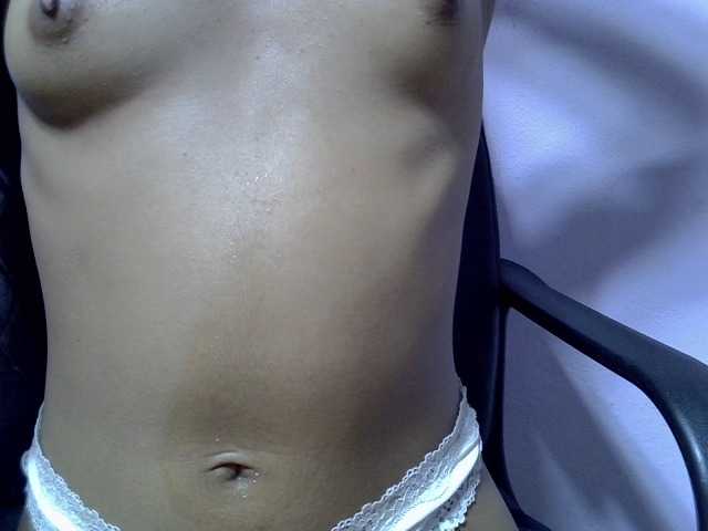 Oceane1 live cam on BongaCams