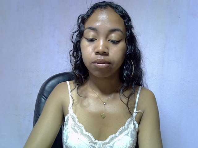 Oceane1 live cam on BongaCams