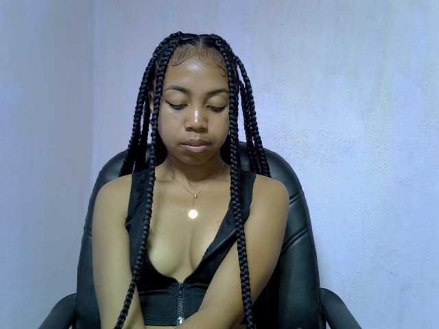 Oceane1 live cam on BongaCams
